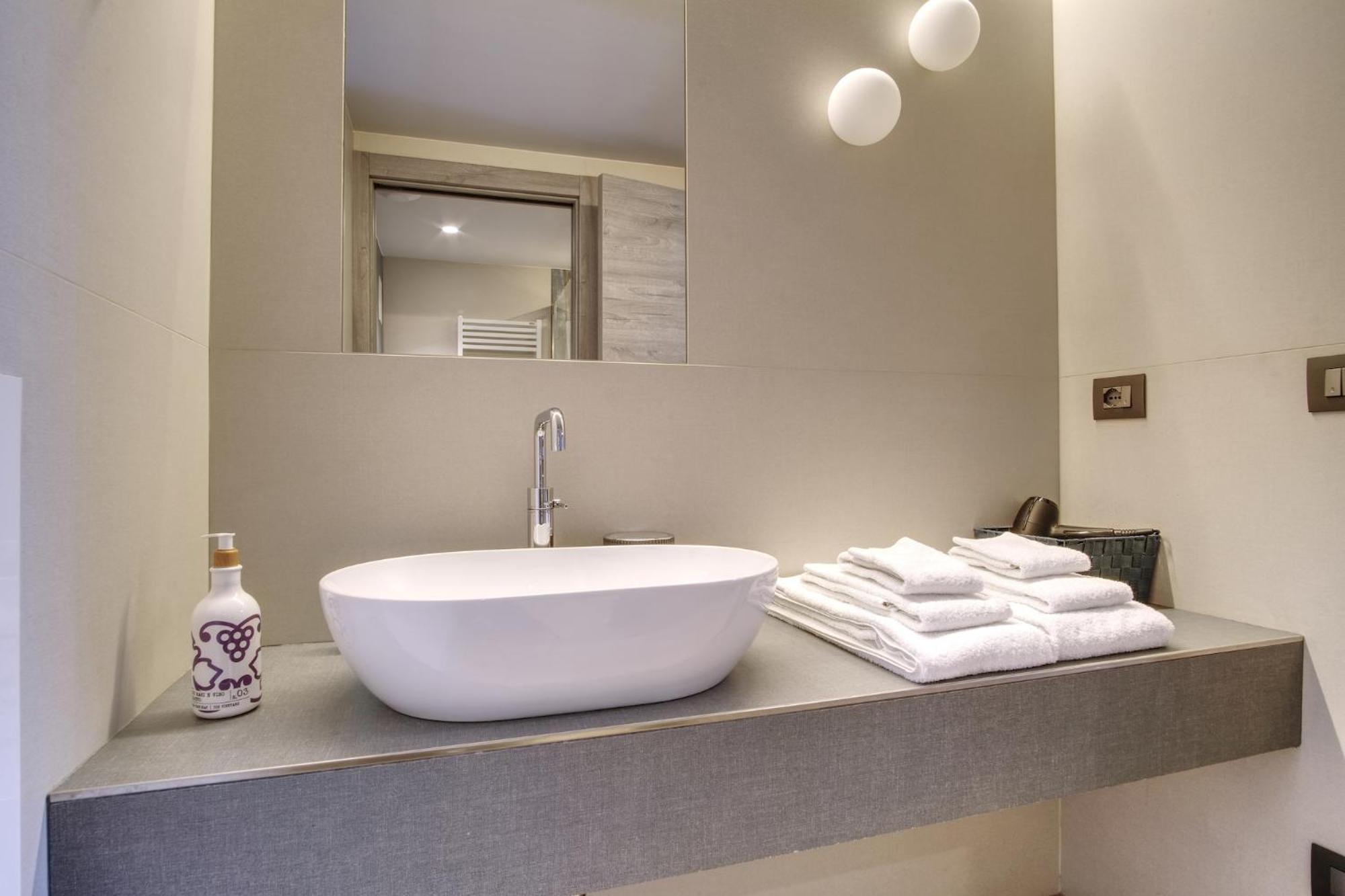 Sui Generis - Aosta Urban Apartments Exterior photo